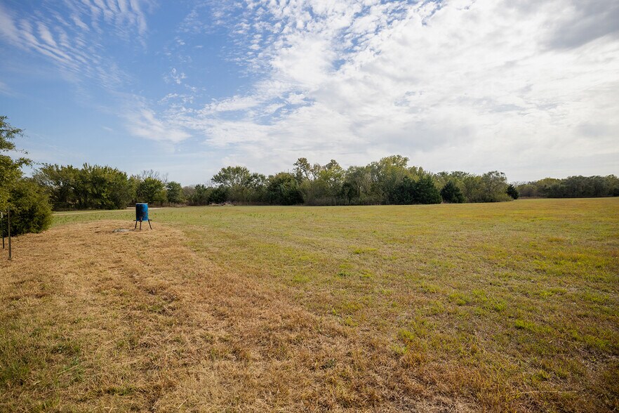 More Photos Of 80+/- Acres on SW 30th St. & SW Indianola Rd., Benton Land For Sale
