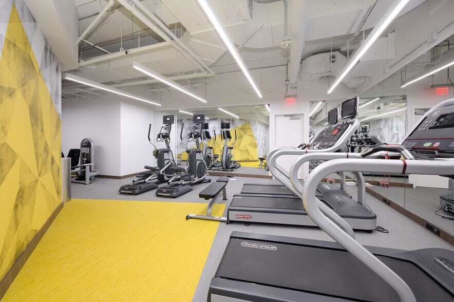 More Photos Of 1850 M St NW, Washington Office For Lease