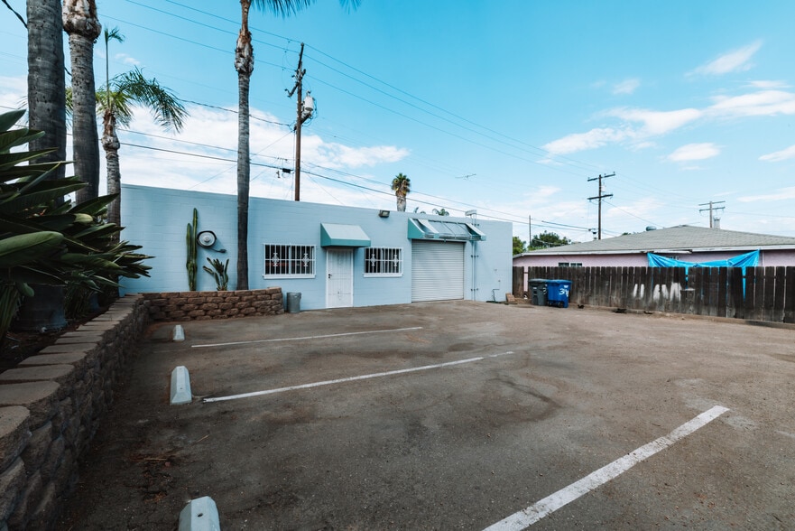 More Photos Of 3148 Market St, San Diego Office For Sale