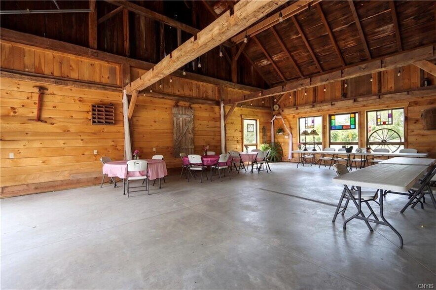 More Photos Of 14211 Dodge Ave, Sackets Harbor General Retail For Sale