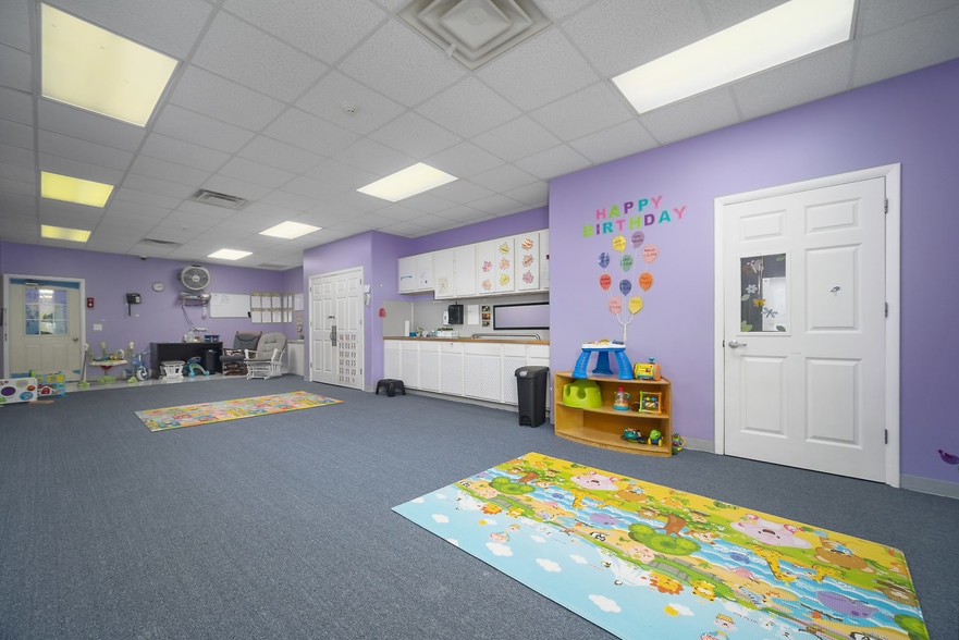 More Photos Of 116 Corporate Dr, Elizabeth City Schools For Sale