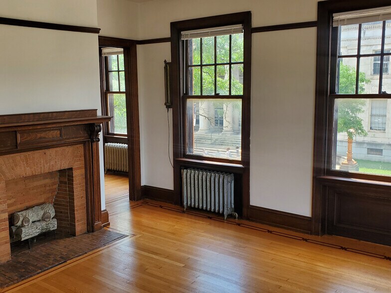 More Photos Of 201 S George St, York Apartments For Sale