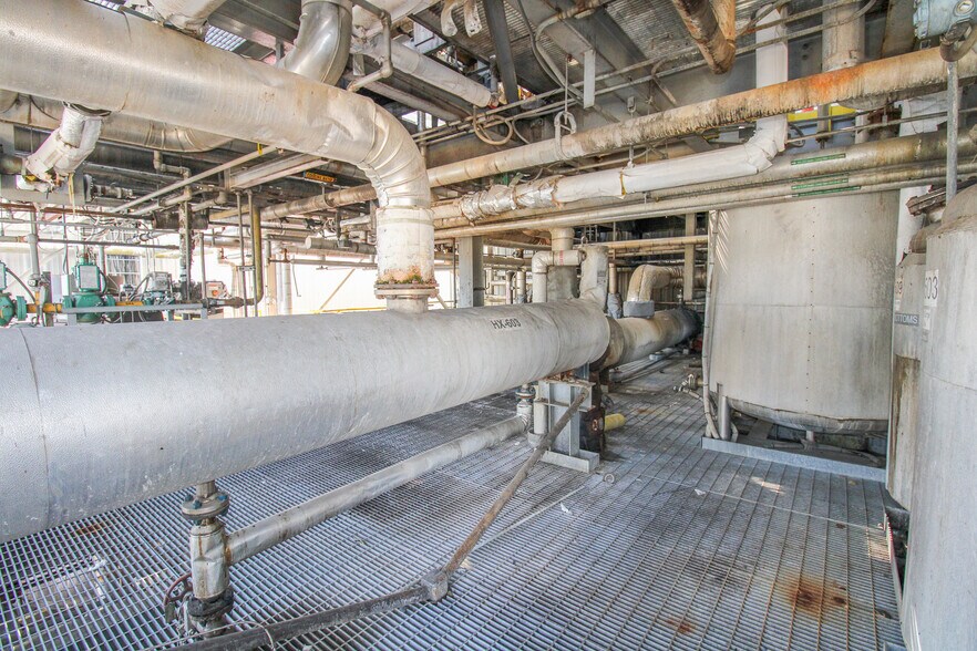 More Photos Of 5640 44th Ave S, Clinton Industrial For Sale