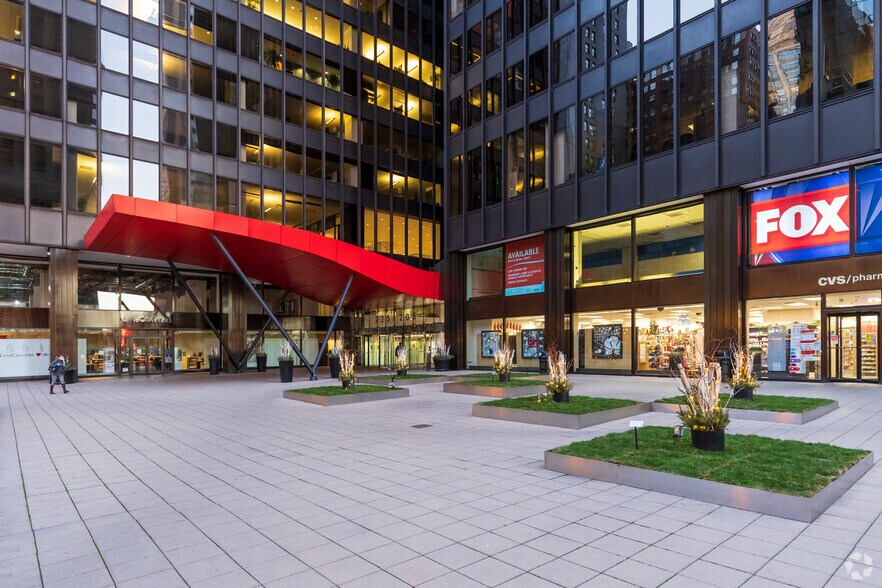 More Photos Of 205 N Michigan Ave, Chicago Office For Lease