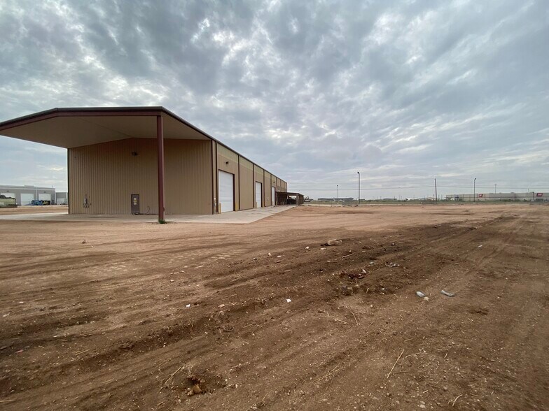 More Photos Of 13216 Hwy. 191, Midland Warehouse For Lease