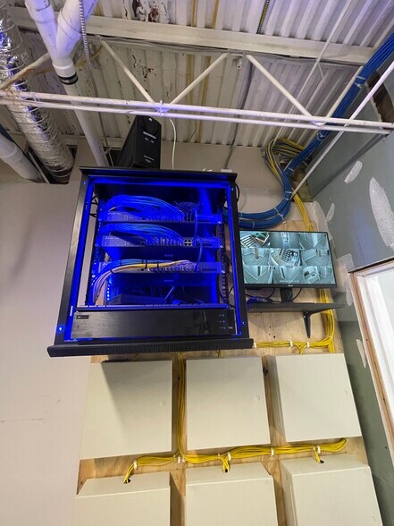 More Photos Of 360 Florence Ave, Hillside Office For Lease