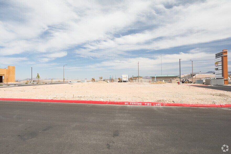 More Photos Of 10435 S Rainbow Blvd, Las Vegas Unknown For Lease
