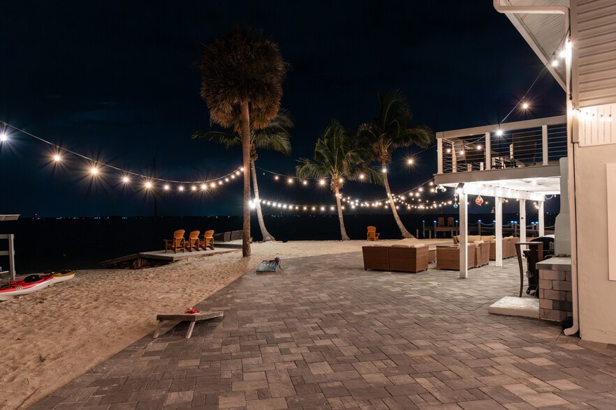 More Photos Of 3590 S Atlantic Ave, Cocoa Beach Hotel For Sale