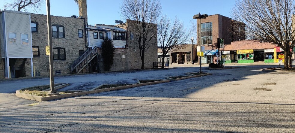 More Photos Of 6681 N Northwest Hwy, Chicago Land For Sale