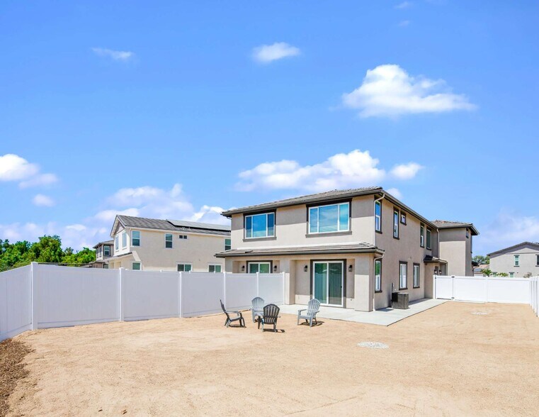 More Photos Of 5824 Persepolis Ct, Riverside Multifamily For Sale
