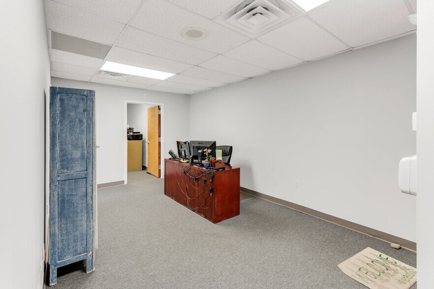 More Photos Of 168 Franklin Corner Rd, Lawrenceville Medical For Sale