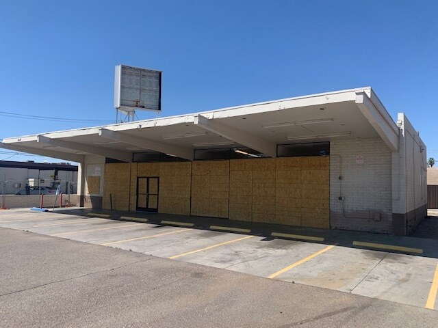 More Photos Of 1016 S Litchfield Rd, Goodyear Convenience Store For Lease