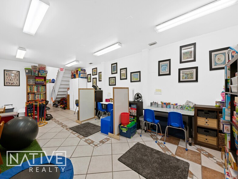 More Photos Of , Deerfield Beach General Retail For Sale