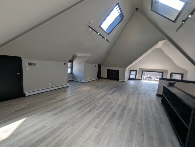 More Photos Of 1284 N Broad St, Hillside Office For Lease