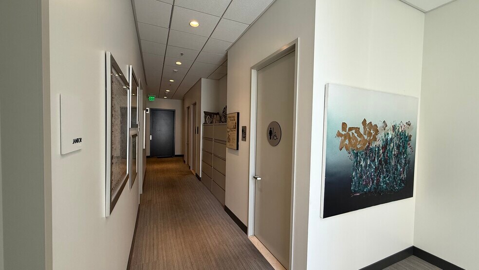 More Photos Of 243 N Canon Dr, Beverly Hills Office For Lease