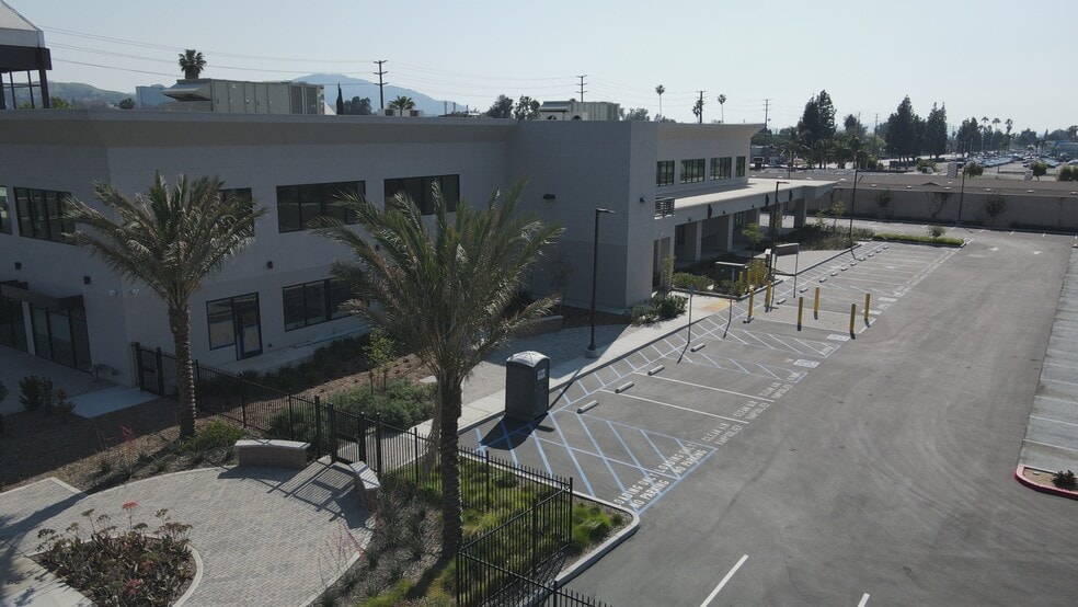 More Photos Of 25258 Redlands Blvd, Loma Linda Healthcare For Lease