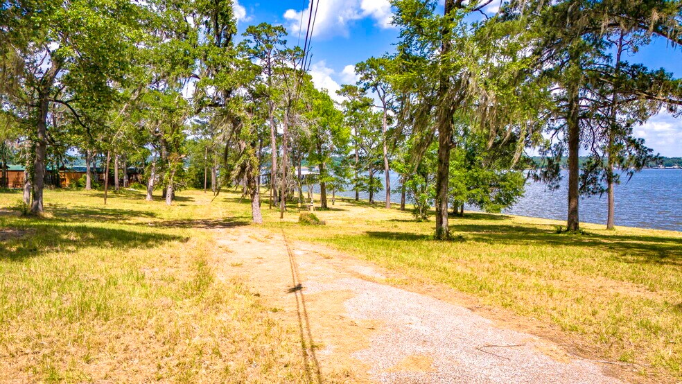 More Photos Of 000 Shawnee Dr, Onalaska Land For Sale