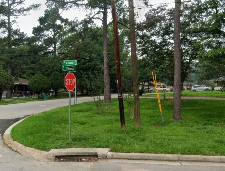 More Photos Of 302 Conroe Dr, Conroe Assisted Living For Sale