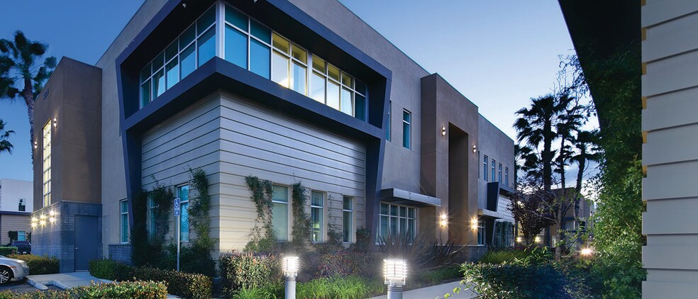 More Photos Of 14728 Pipeline Ave, Chino Hills Office For Lease