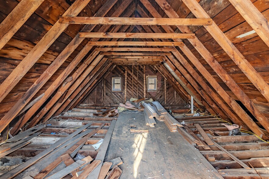 More Photos Of 12 Scenic Rd, Fries General Retail For Sale