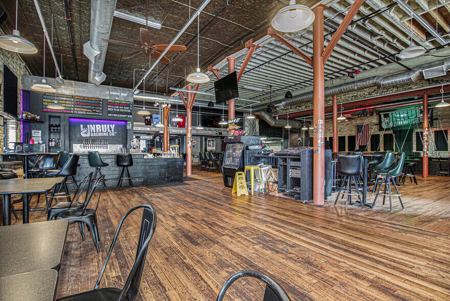 More Photos Of 360-66 W Western Ave, Muskegon Storefront For Sale