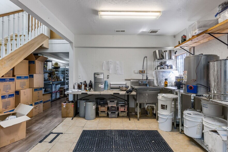 More Photos Of 435 Main St, Placerville Storefront For Sale