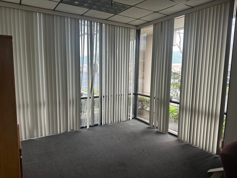 More Photos Of 10742-10752 Noel St, Los Alamitos Light Manufacturing For Lease