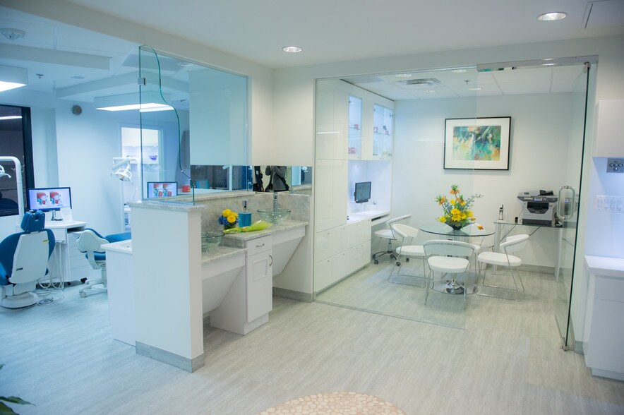 More Photos Of 11490 Commerce Park Dr, Reston Office For Lease