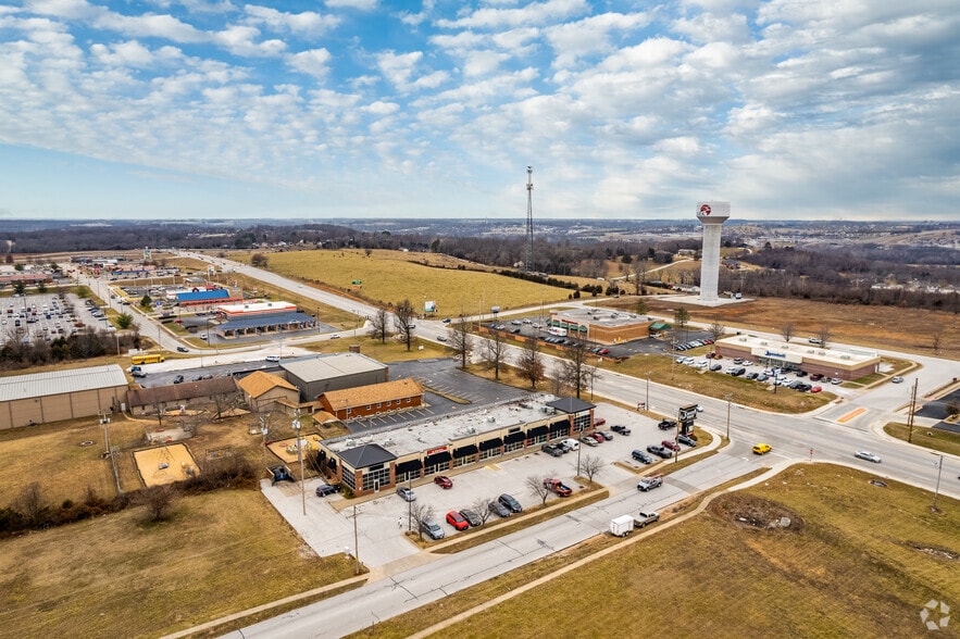 Primary Photo Of 1711-1741 S 15th St, Ozark General Retail For Lease