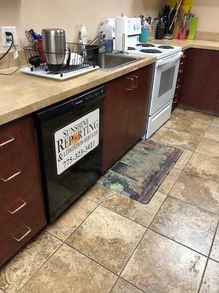 More Photos Of 151 Country Estates Cir, Reno Office For Sale