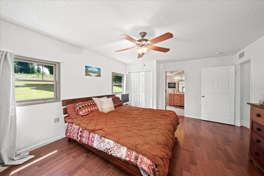 More Photos Of 441 Mull Rd, Hiawassee Hospitality For Sale