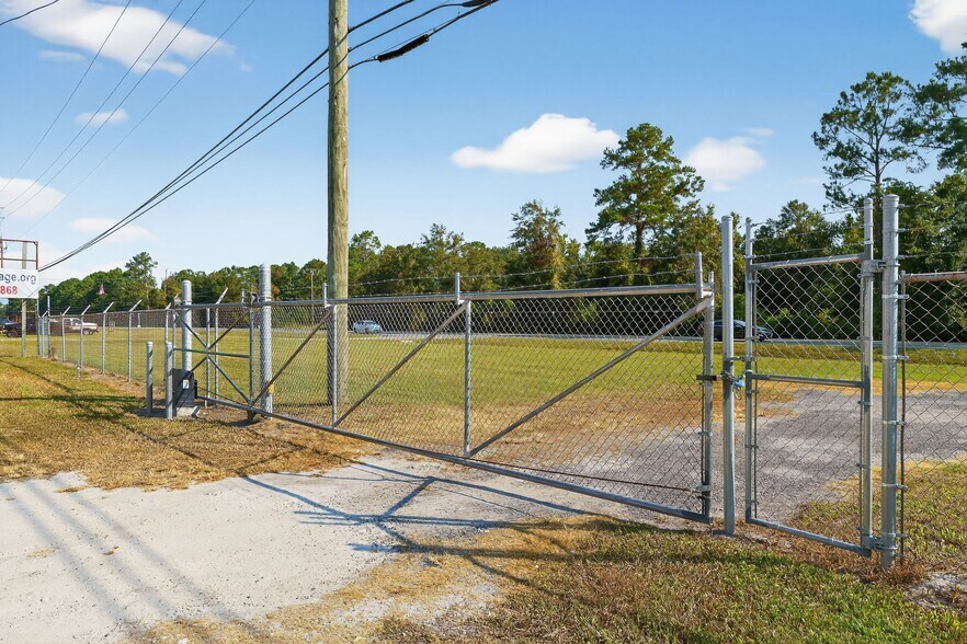 More Photos Of 3010 NW Us Highway 41, Lake City Self Storage For Sale