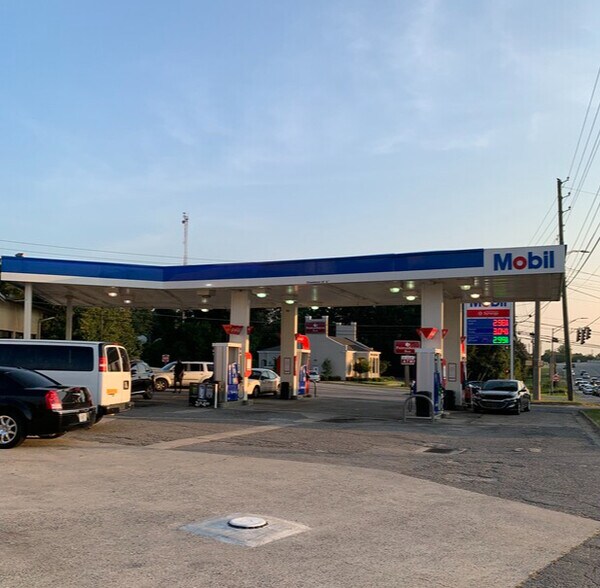 Primary Photo Of 1290 Gray Hwy, Macon-Bibb Service Station For Sale