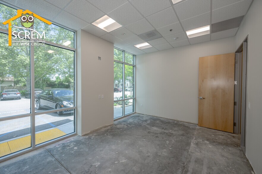 More Photos Of 25425 Orchard Village Rd, Santa Clarita Medical For Lease