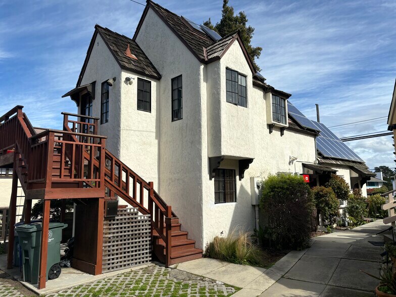 More Photos Of 1084 Cass St, Monterey Medical For Sale