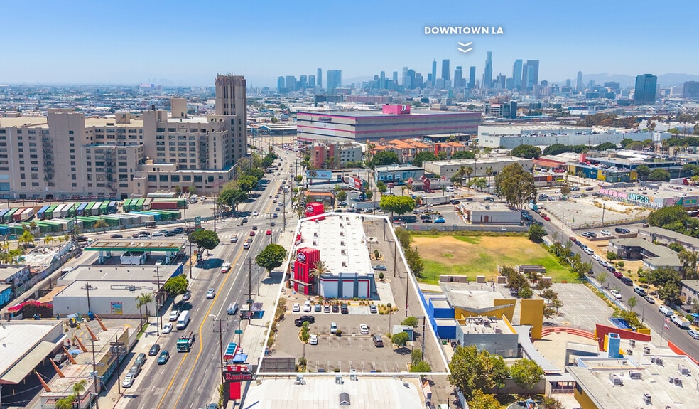 More Photos Of 2701-2711 E Olympic Blvd, Los Angeles General Retail For Sale
