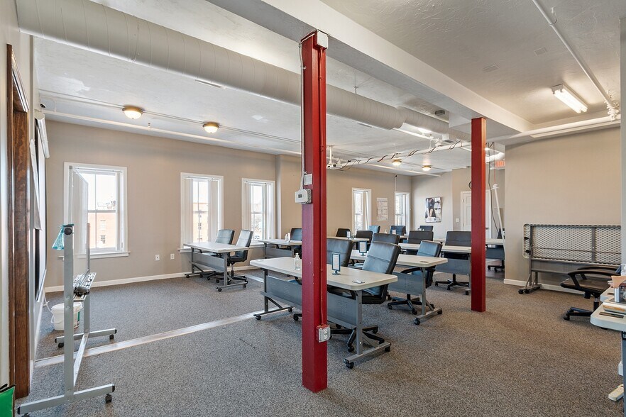 More Photos Of 97-103 Water St, Worcester Office For Sale