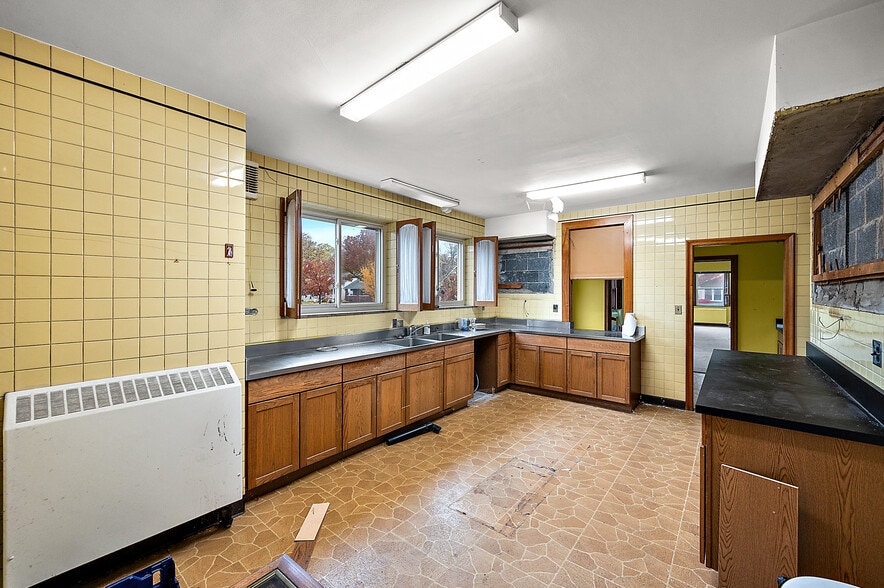 More Photos Of 22201 Woodward Ave, Ferndale Religious Facility For Sale