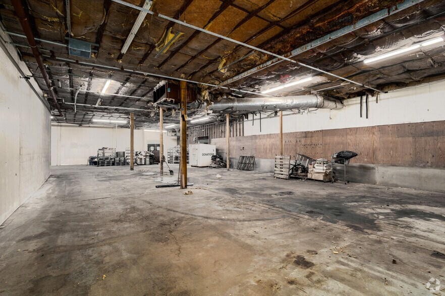 More Photos Of 854-856 Landis Ave, Pittsgrove Township Salem General Retail For Sale
