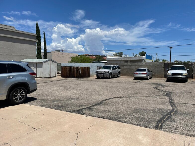 More Photos Of 575 E Wilcox Dr, Sierra Vista Medical For Sale