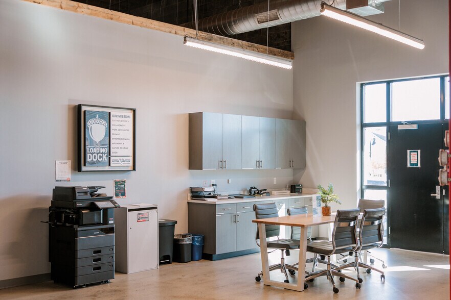 More Photos Of 525 S White St, Wake Forest Coworking Space