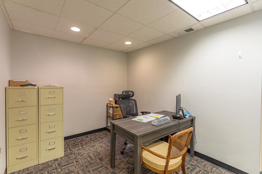 More Photos Of 20 Four Mile Dr, Kalispell Medical For Sale