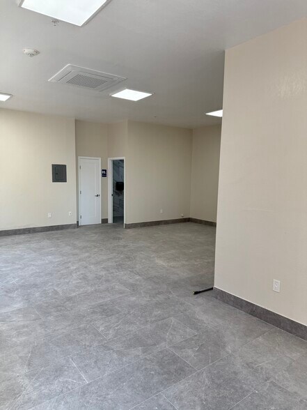 More Photos Of 123 Sycamore Ave, Manteca Medical For Lease