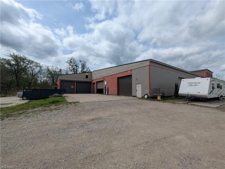 More Photos Of 9755 Plank Rd, Montville Warehouse For Sale