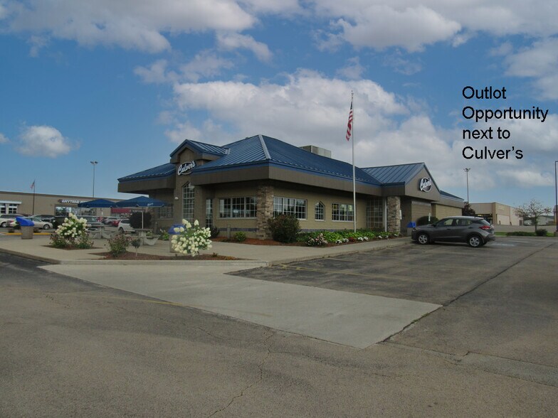 Primary Photo Of Proposed Outlot BTS, Dixon Restaurant For Sale