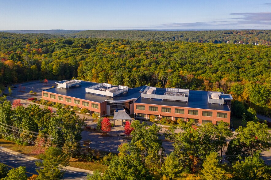 More Photos Of 52 South St, Hopkinton Research And Development For Sale
