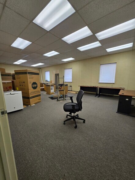 More Photos Of 1104 Fernwood Ave, Camp Hill Office For Lease
