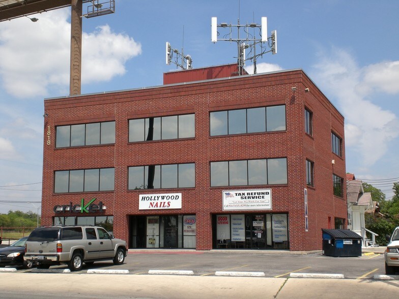 More Photos Of 1818 S New Braunfels Ave, San Antonio Medical For Lease