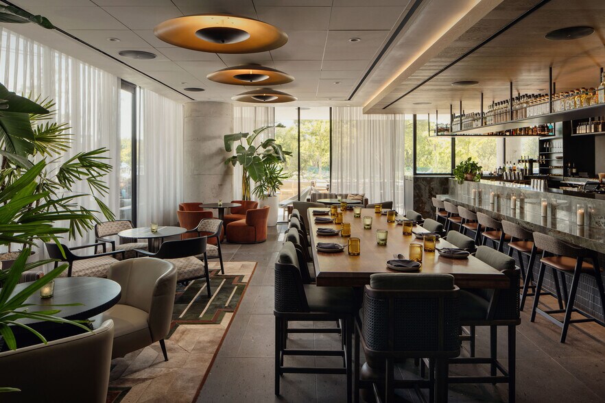 More Photos Of 44 East Ave, Austin Apartments For Sale