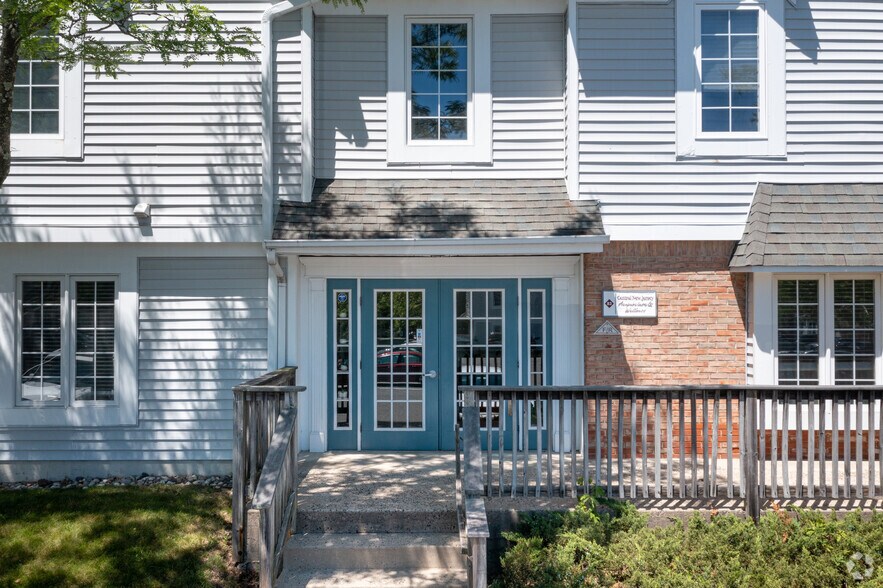 More Photos Of 1 Bethany Rd, Hazlet Office For Lease